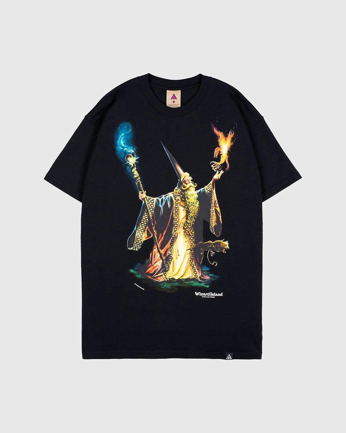 Nike ACG - M NRG ACG SS Wizard Tee Black - Clothing - Black - Image 1