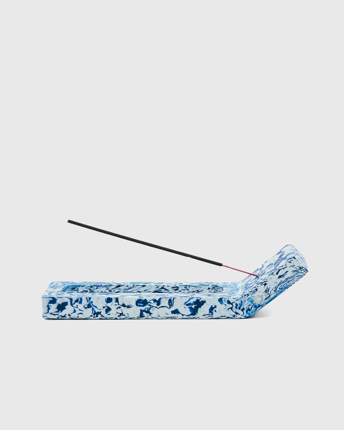 Space Available Studio - Incense Holder Blue - Lifestyle - Blue - Image 1