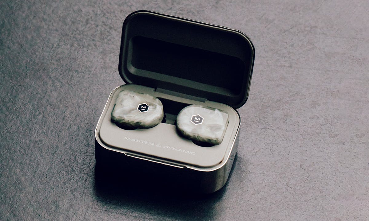 wireless earbuds review image