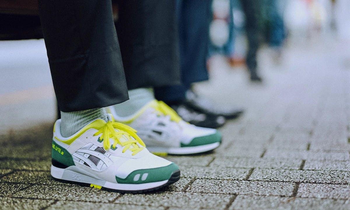 asics gel lyte 3 OG cittrus colorway on foot shot