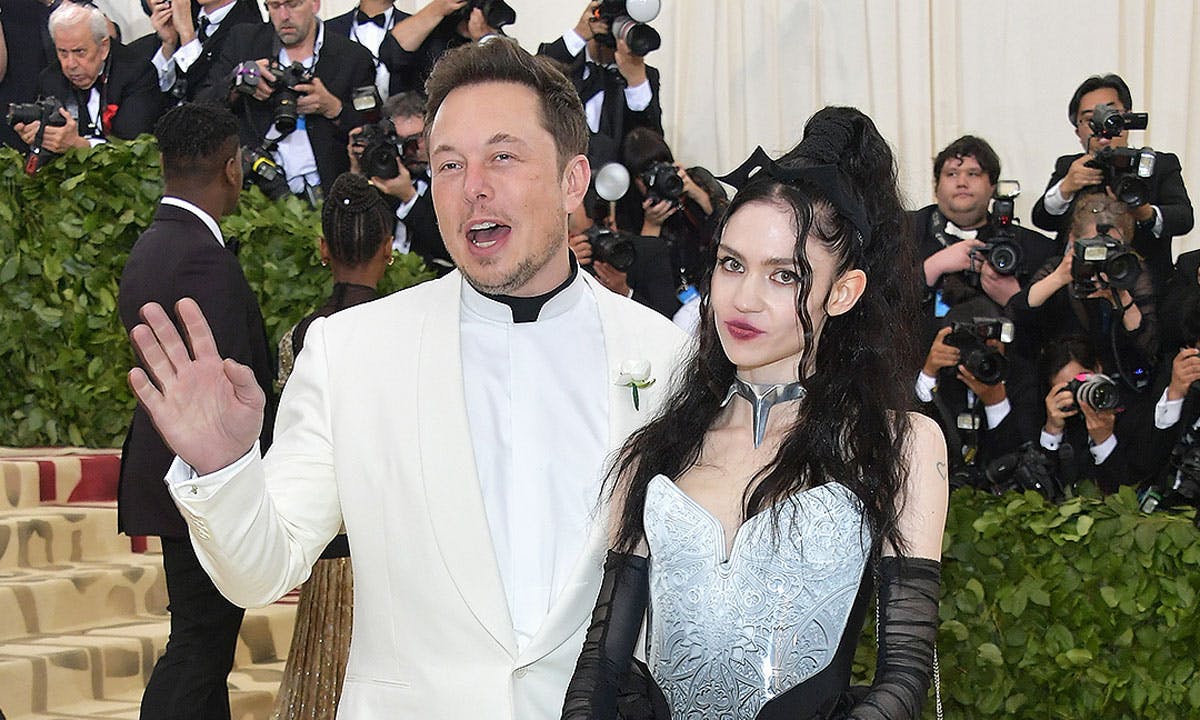 grimes and elon musk met gala red carpet