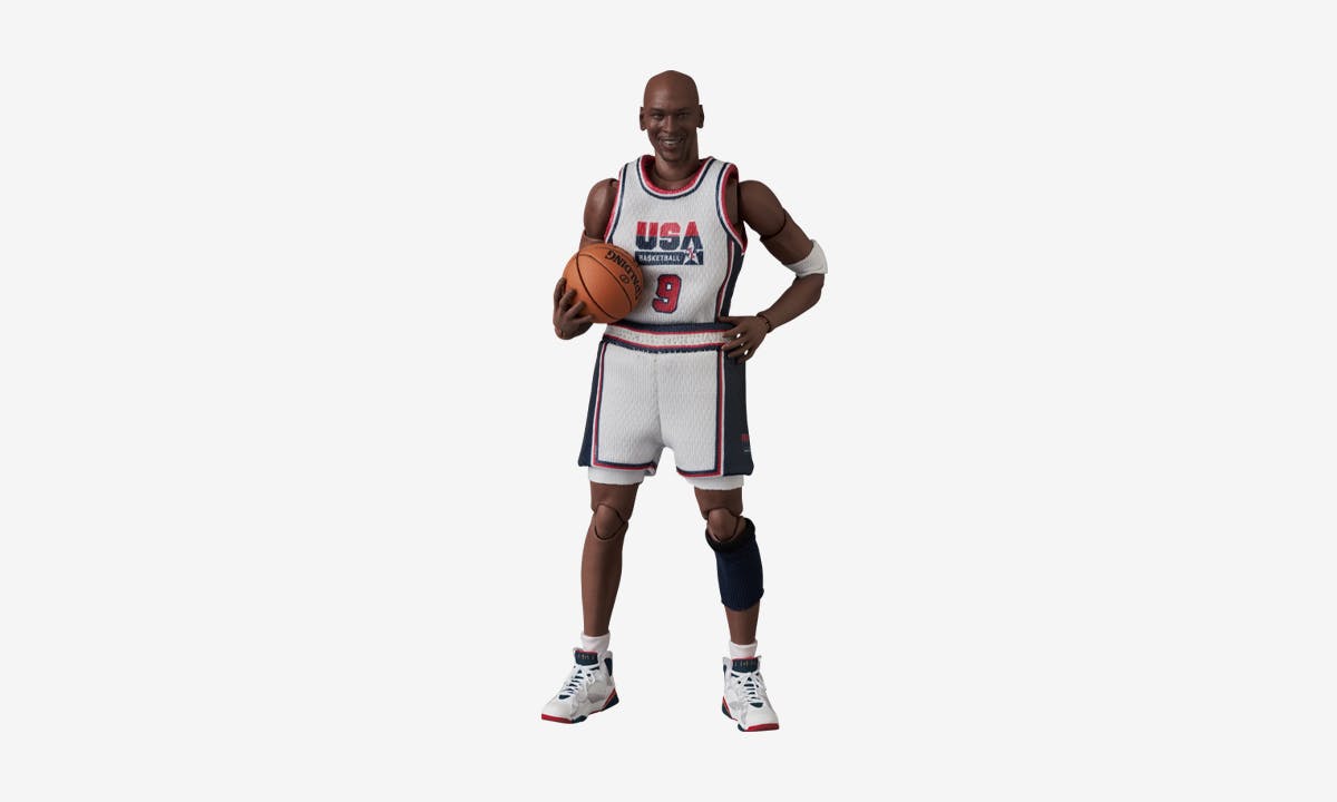 Medicom Toy Michael Jordan Dream Team Figure