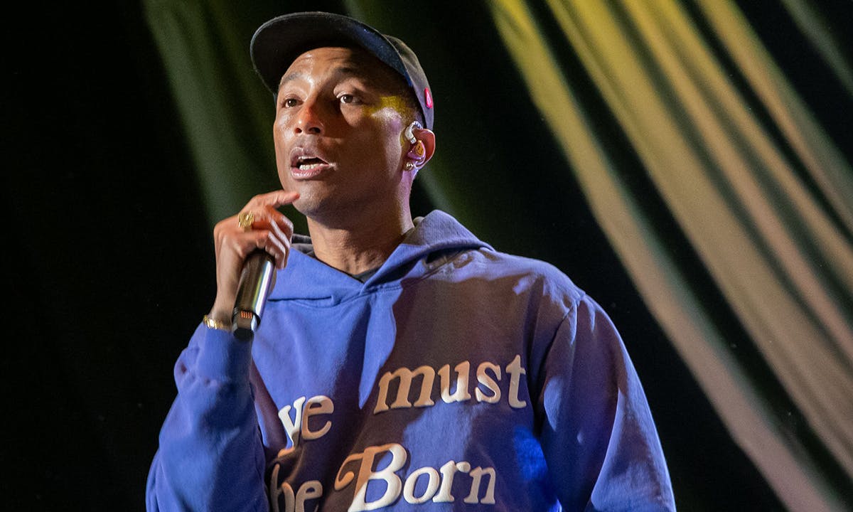 Pharrell performing