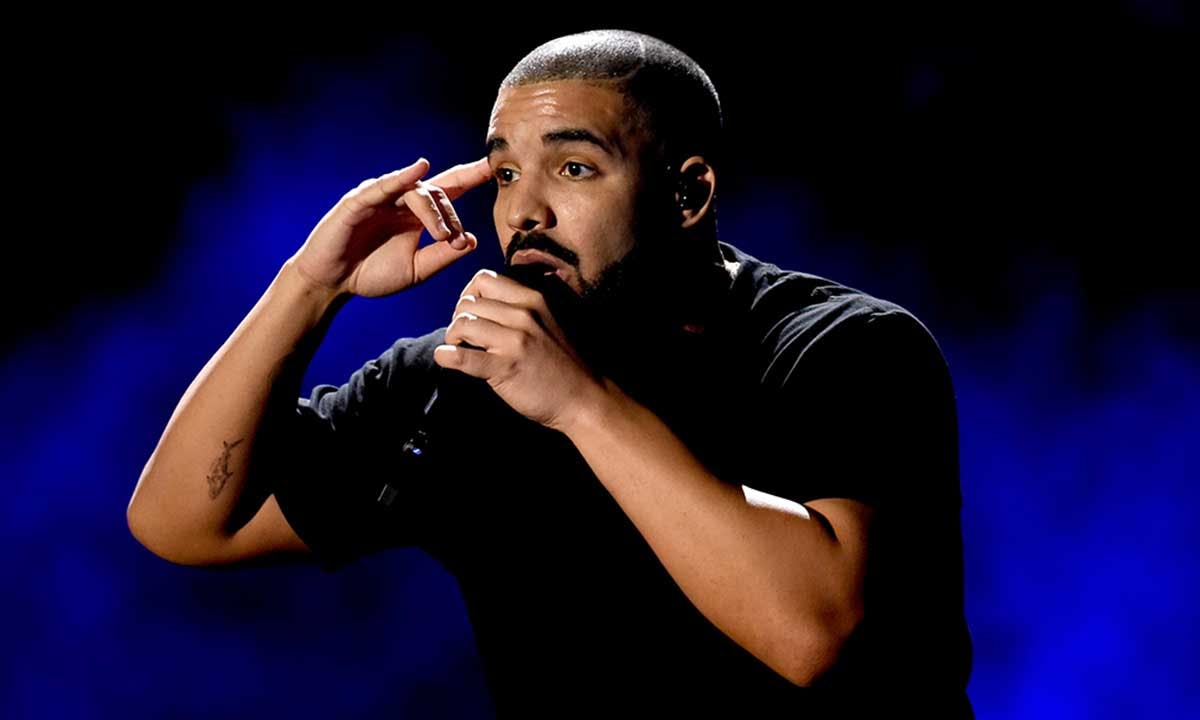 Drake Previews New Music With Playboi Carti