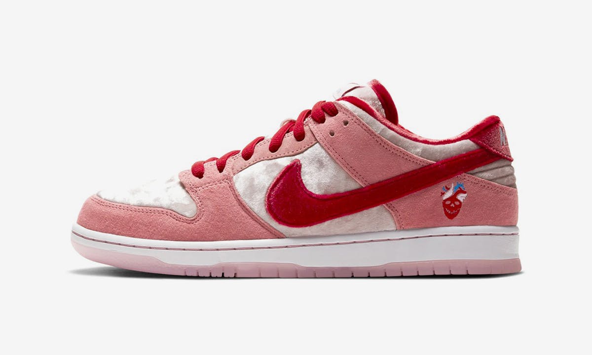 Nike SB Dunk Low StrangeLove