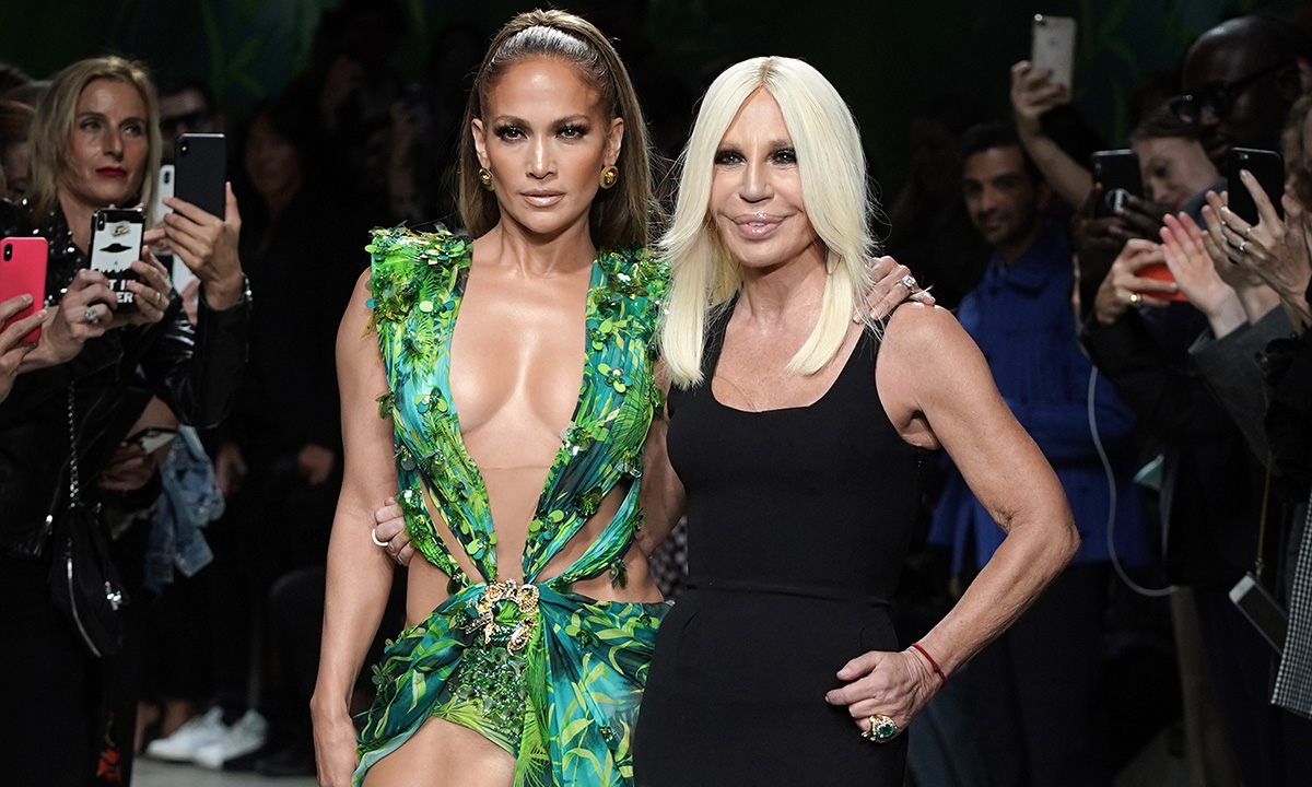 Jennifer Lopez Donatella Versace green Versace dress Milan Fashion Week