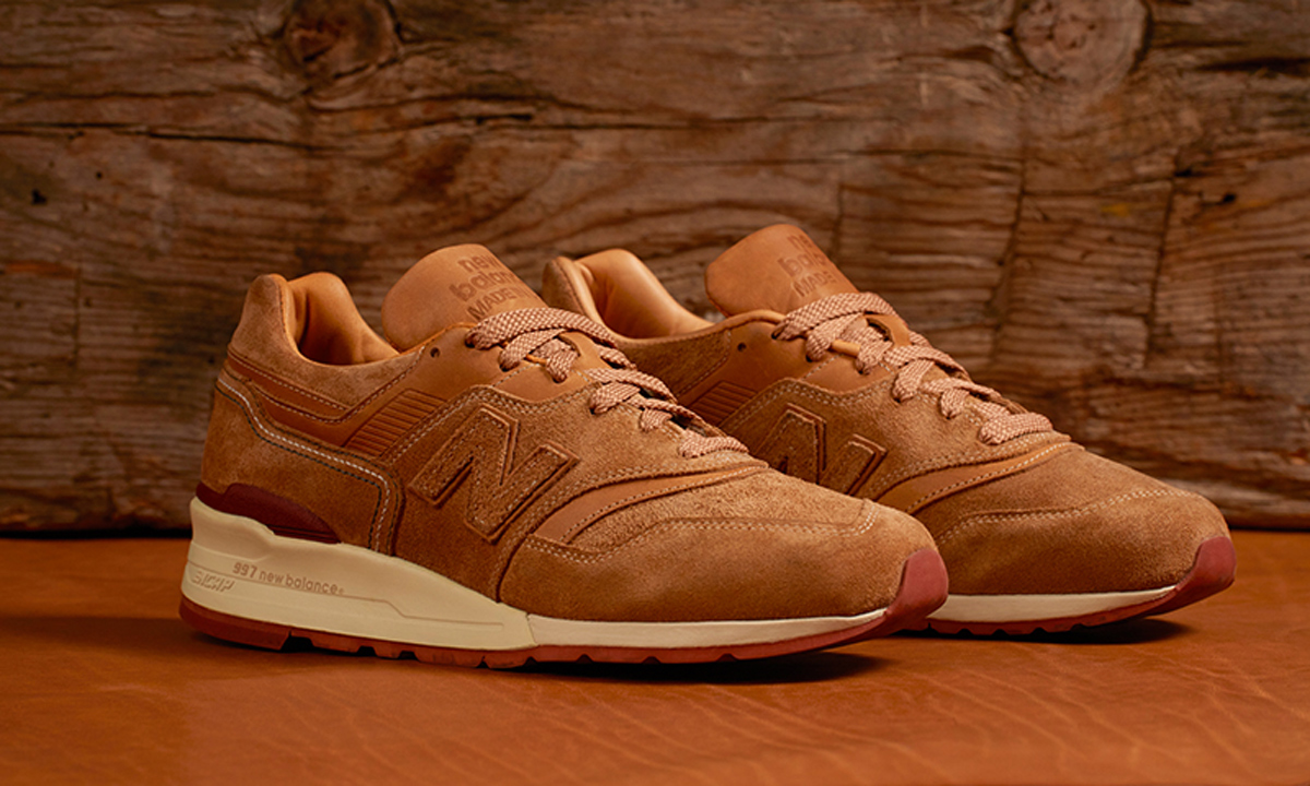 new balance red wing feat