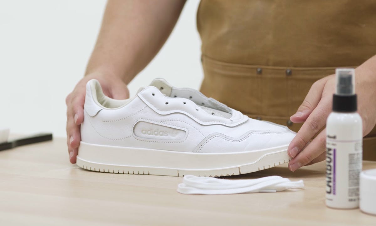 How to Clean Sneakers in 2 Easy Steps, Mr. Clean®