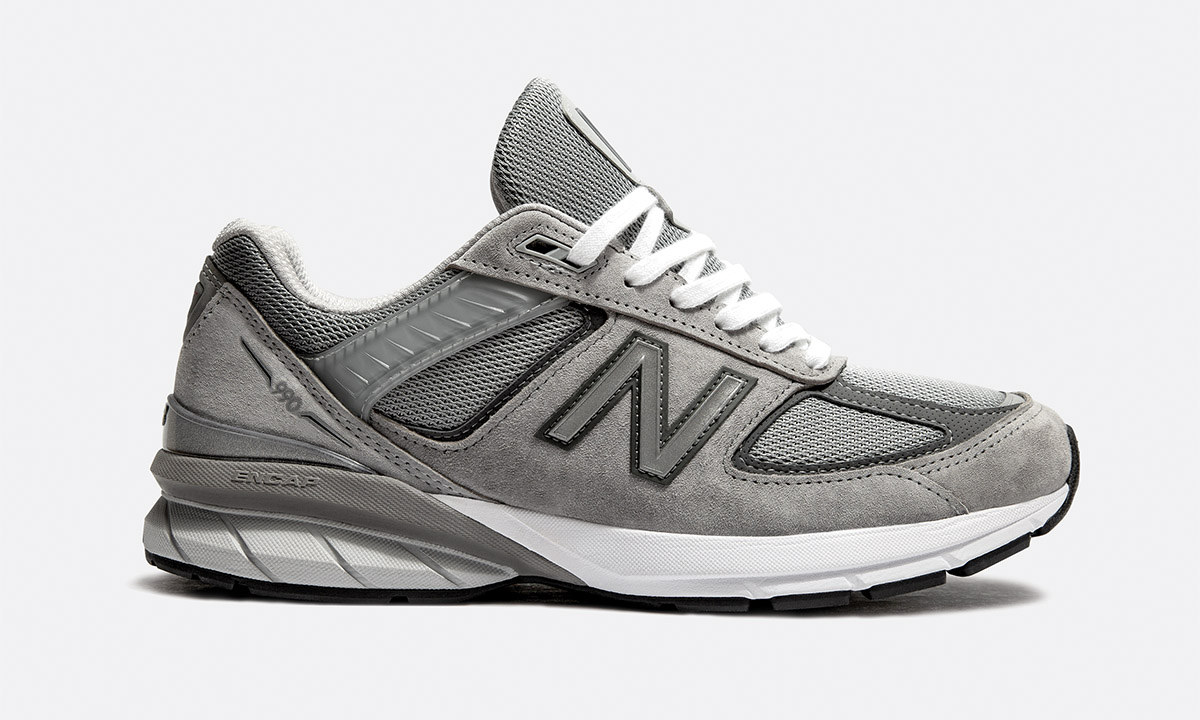 new balance 990v5 video featured