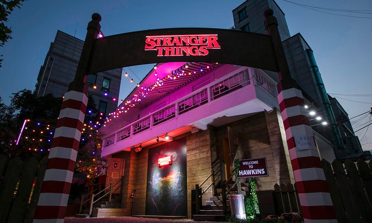 stranger things pop up korea netflix