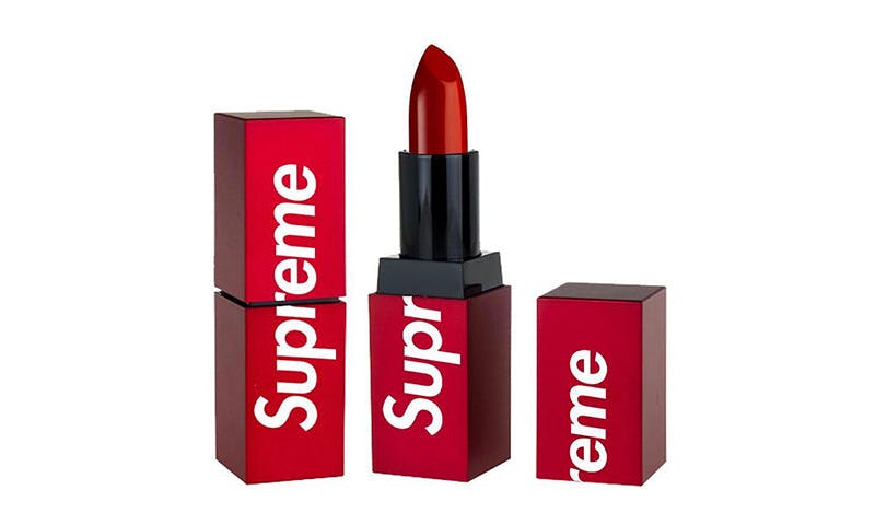 supreme lipstick feature