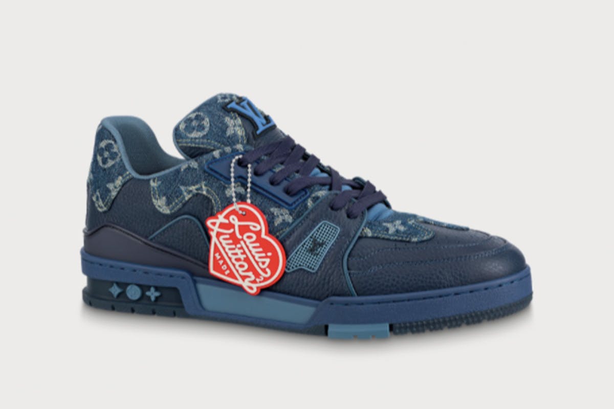 LOUIS VUITTON LV Trainer Sneaker Navy. Size 5