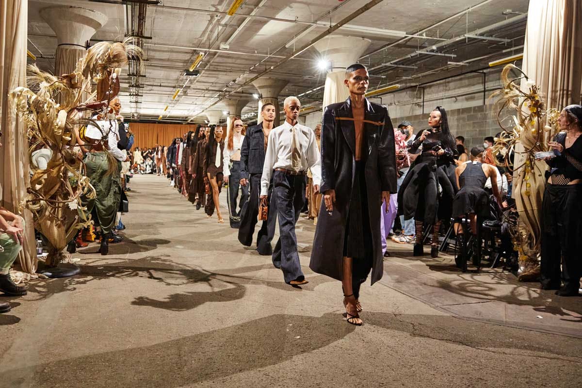 Women's Fall-Winter 2022 Fashion Show