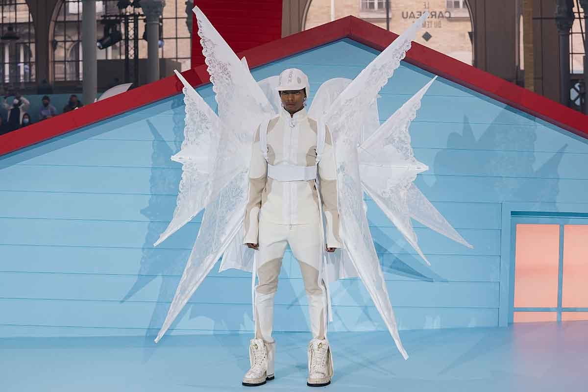 Louis Vuitton Fall/Winter 2022: Virgil Abloh's Last Runway Show