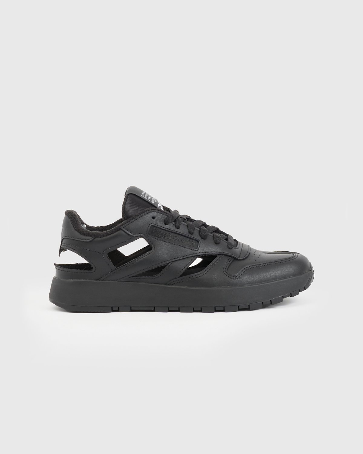 Maison Margiela x Reebok - Classic Leather Tabi Low Black - Footwear - Black - Image 1