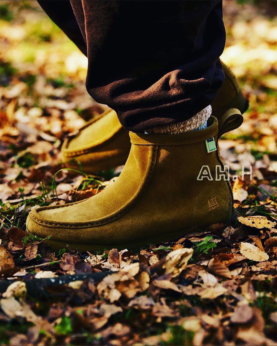 Akio x BEAMS SSZZ Clarks Wallaroo Boot