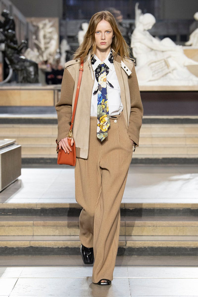 How to wear the college trend in 2022 according to Louis Vuitton?