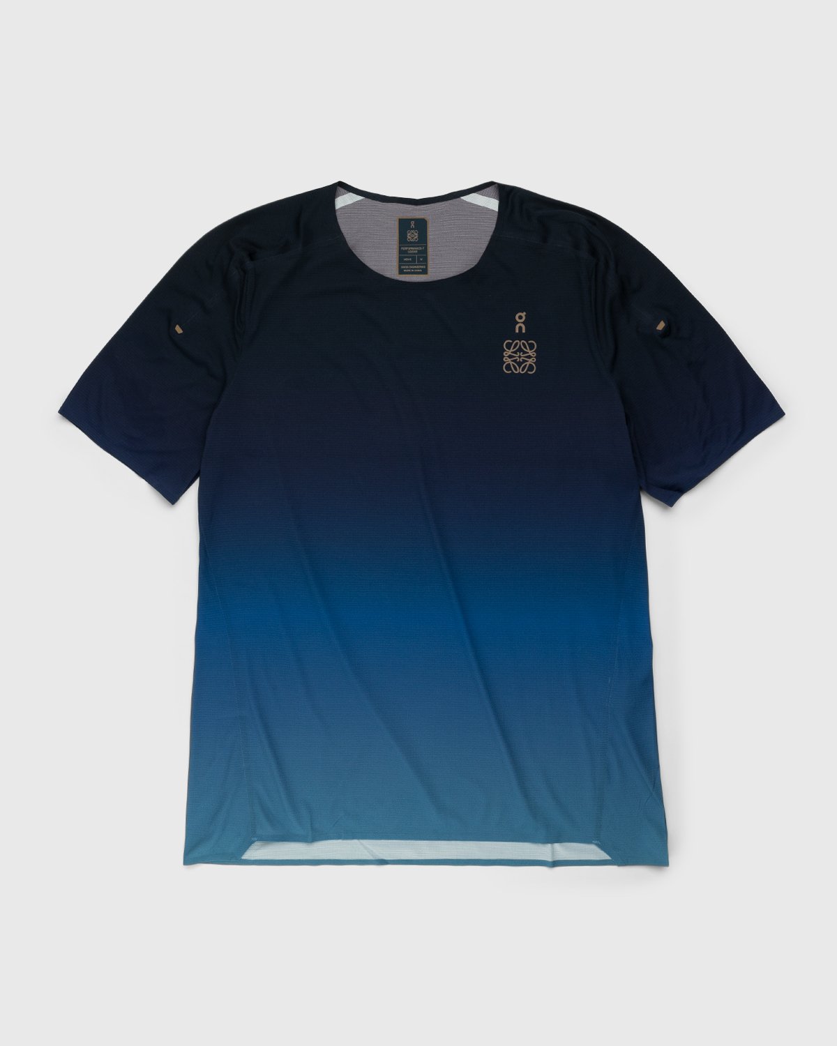 Loewe x On - Men's Performance T-Shirt Gradient Blue - Clothing - Blue - Image 1
