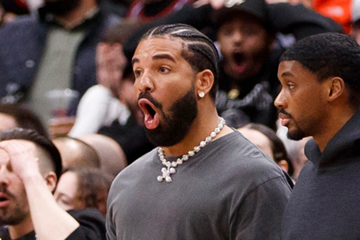 Drake Wears Frank Ocean's $2m Homer Diamond Chain