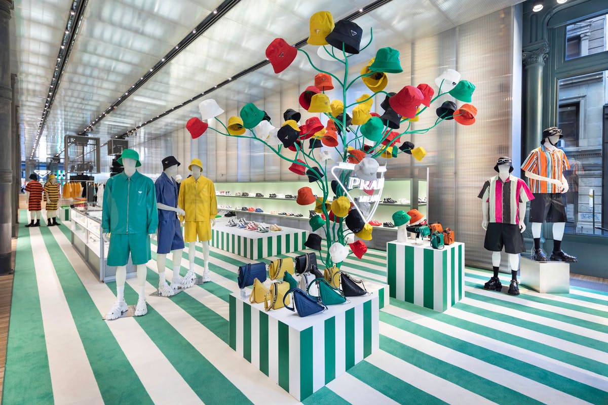 prada pop up store