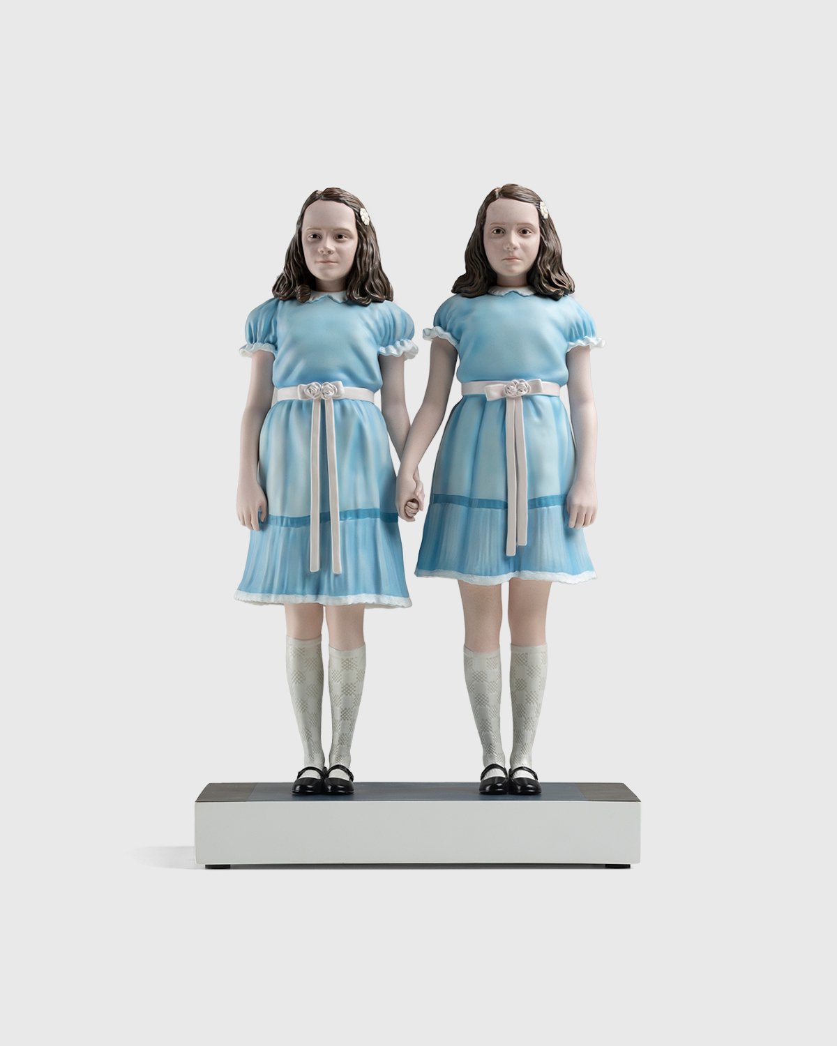 Medicom - The Shining Twins Statue Multi - Lifestyle - Multi - Image 1