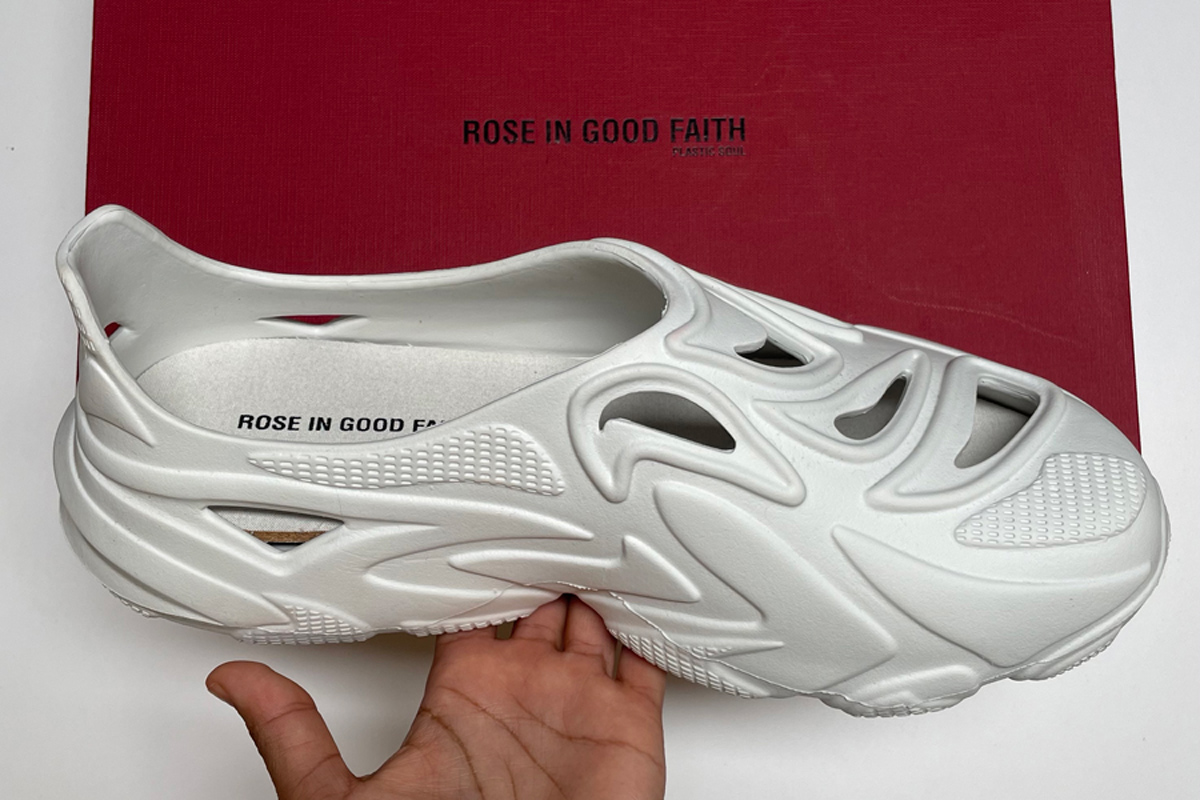 Rose Faith "Plastic Dildo Shoes: Unboxing,