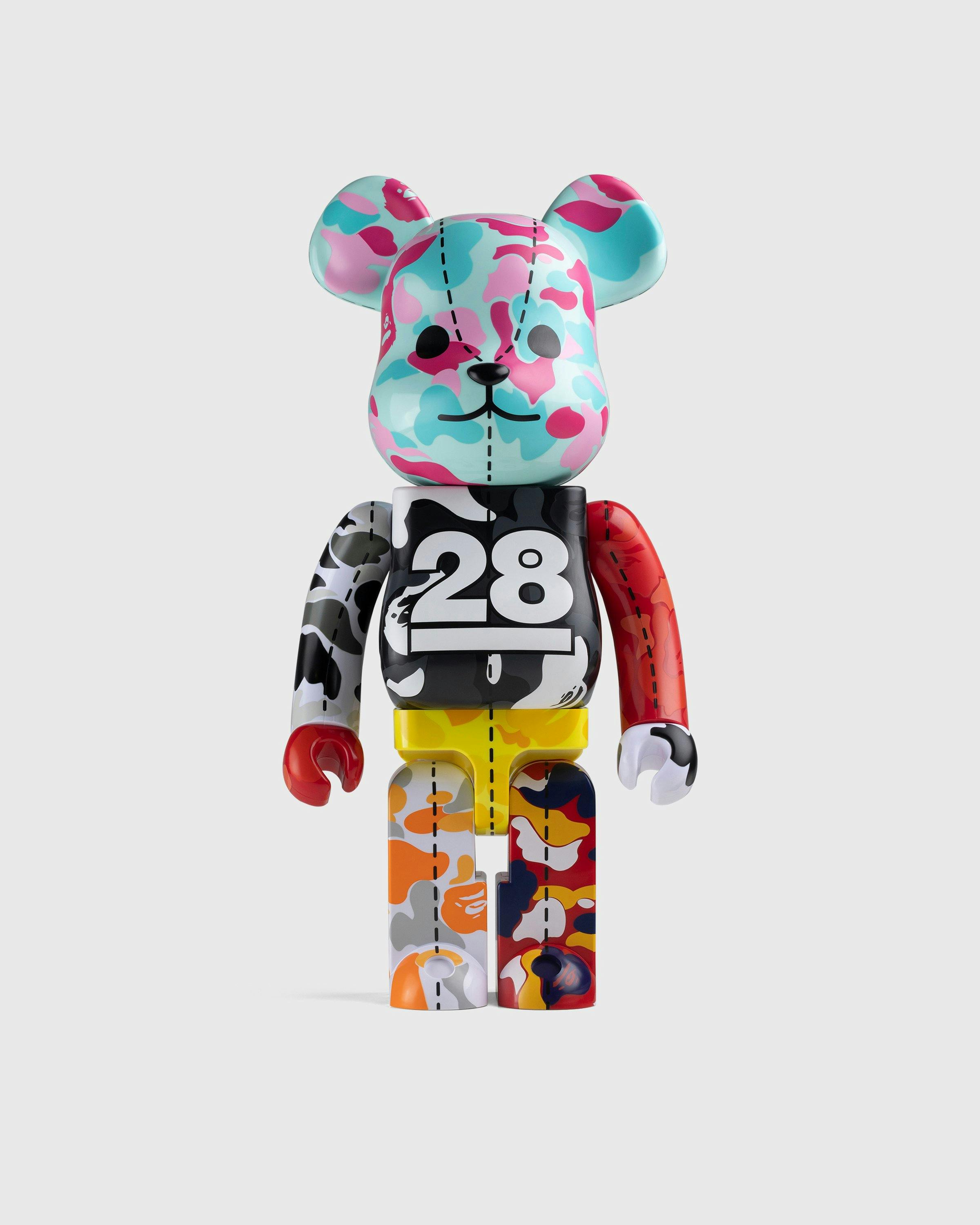 Medicom - Be@rbrick BAPE Camo 28th Anniversary 1000% #3 - Lifestyle - Multi - Image 1