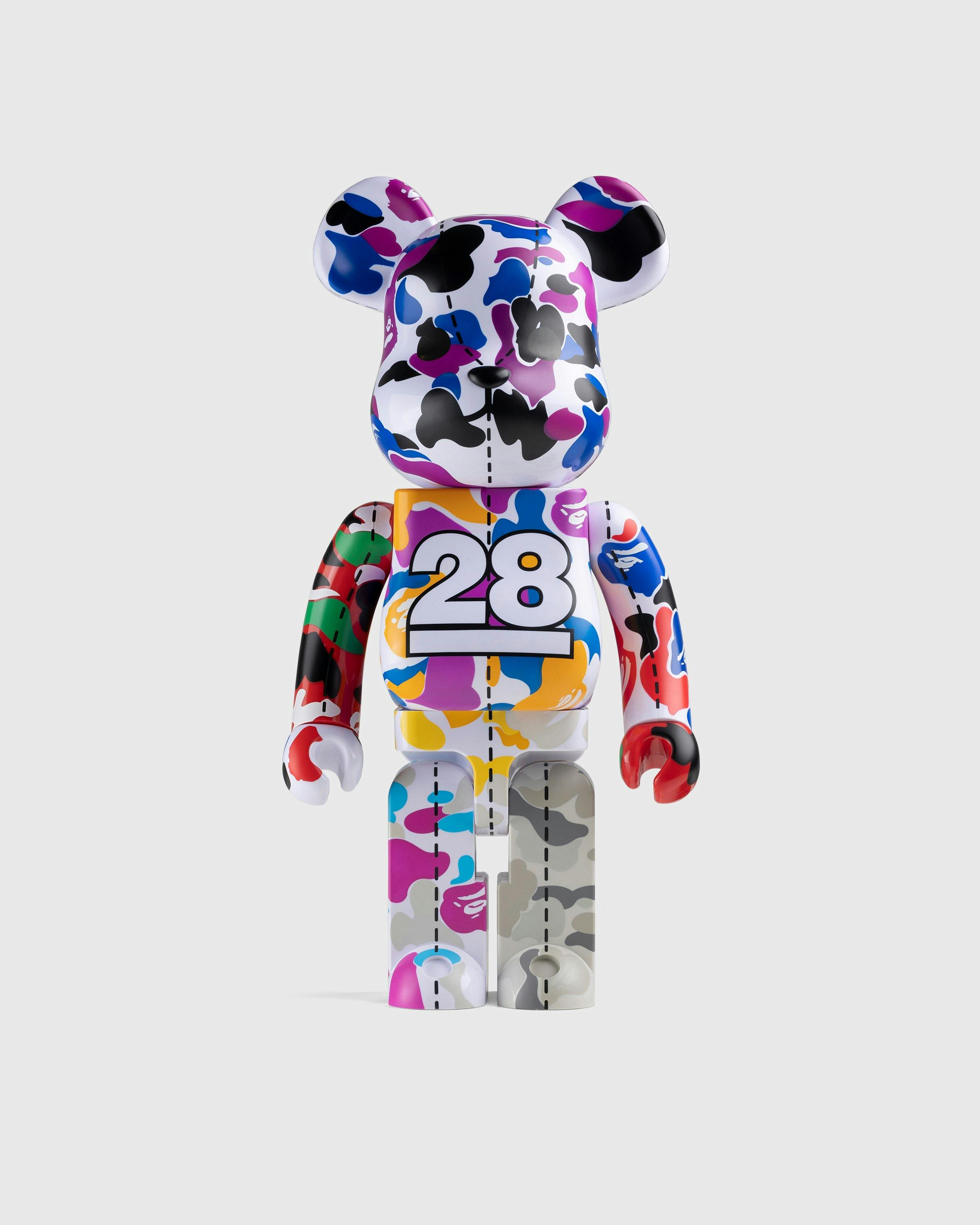 Medicom - Be@rbrick BAPE Camo 28th Anniversary 1000% #2 - Lifestyle - Multi - Image 1