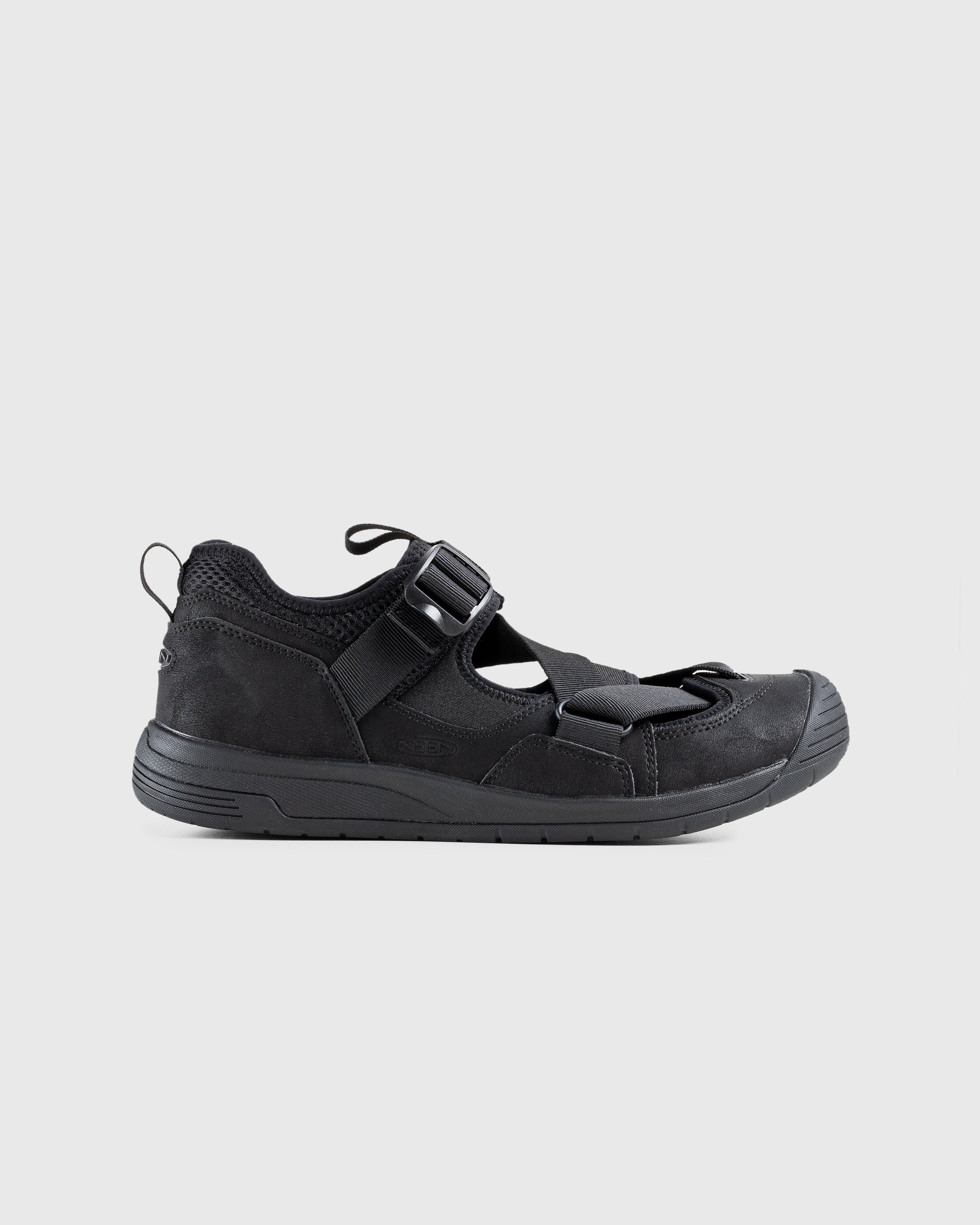 Keen - Zerraport Trail Triple Black - Footwear - Black - Image 1