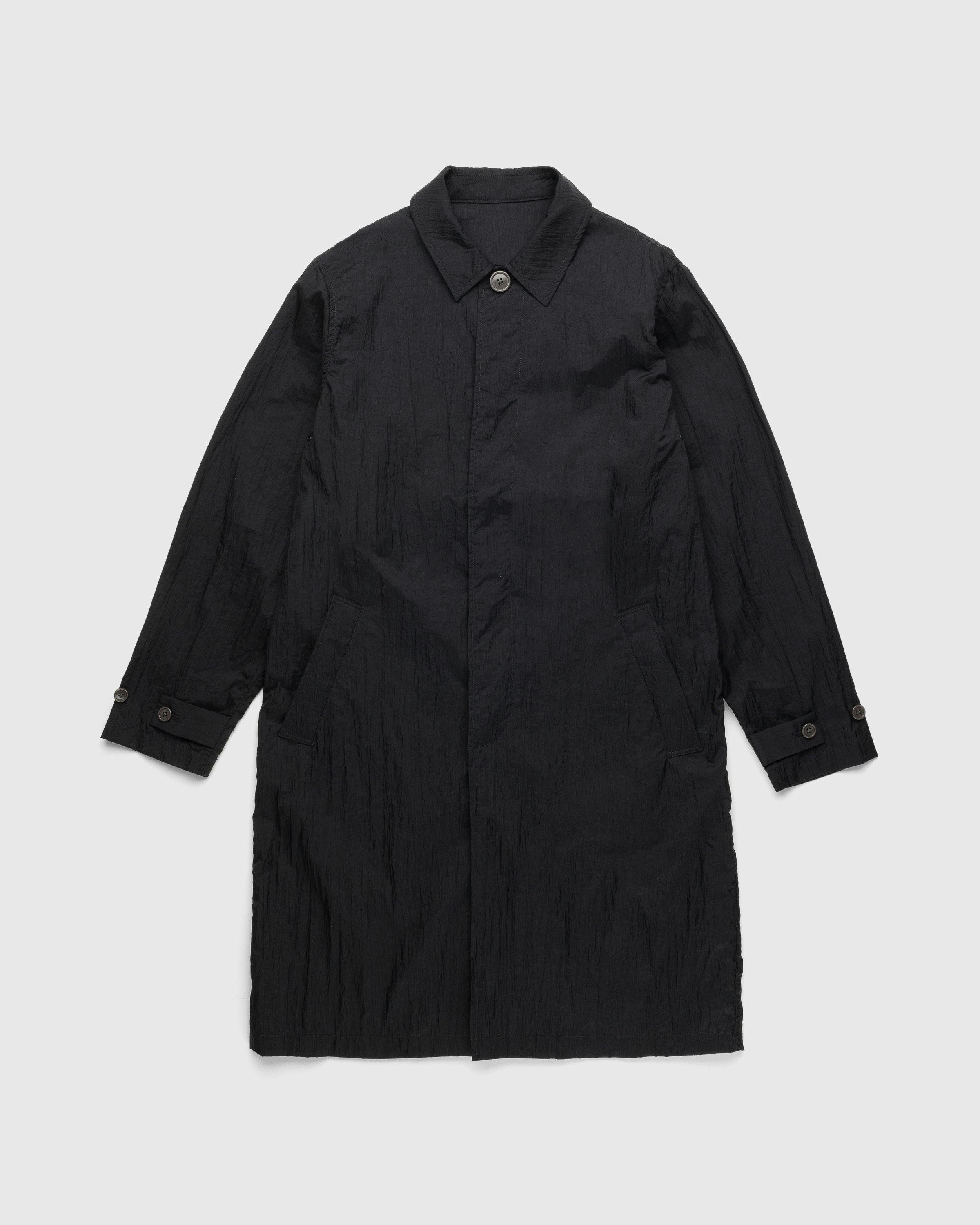 Highsnobiety - Crinkle Nylon Mac Black - Outerwear - Black - Image 1