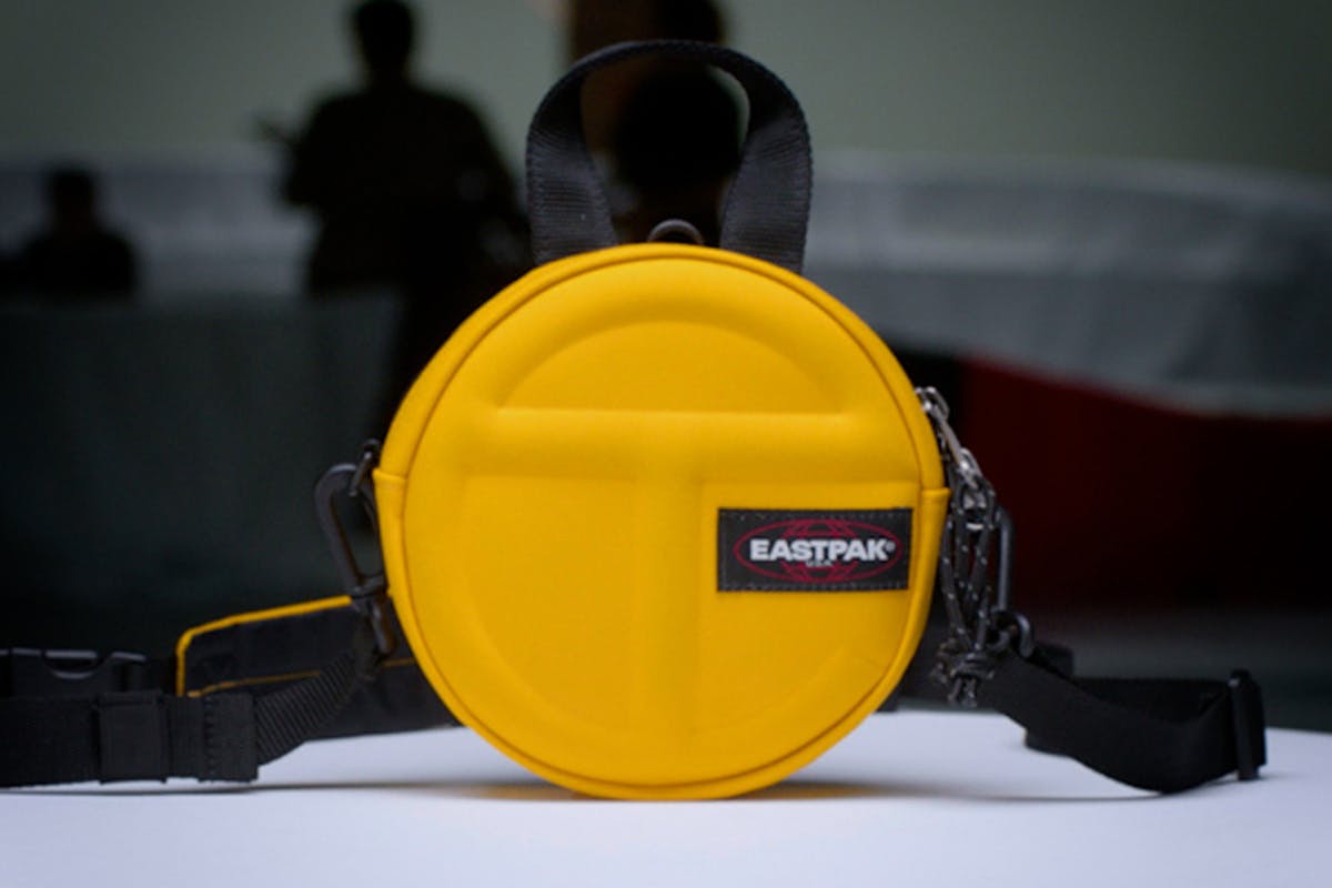 Autres Accessoires Eastpak pour Homme en ligne sur YellowShop – Yellowshop