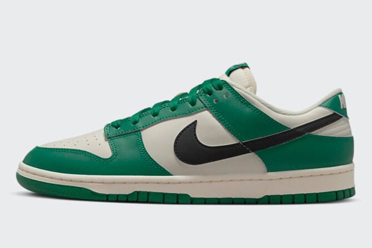 Nike Dunk Low SE