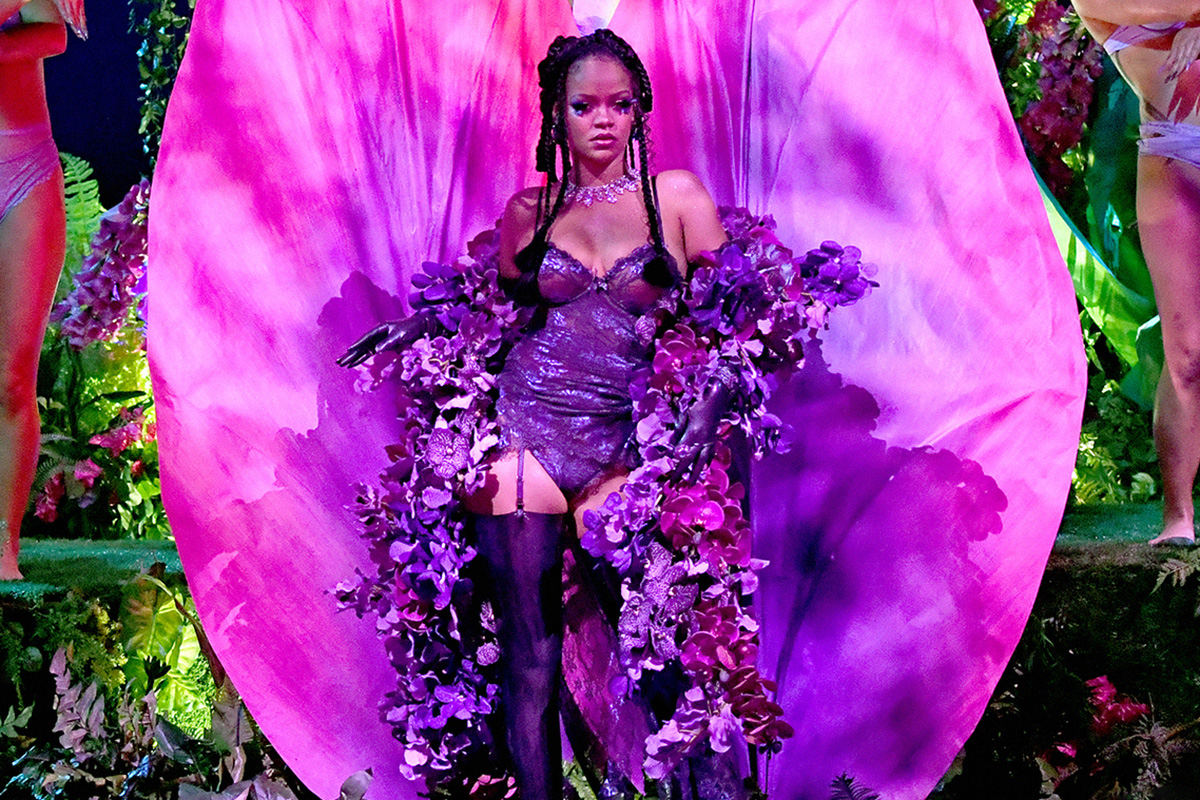 cheaper buy Savage X Fenty Steamy Floral Purple Royale Romance in