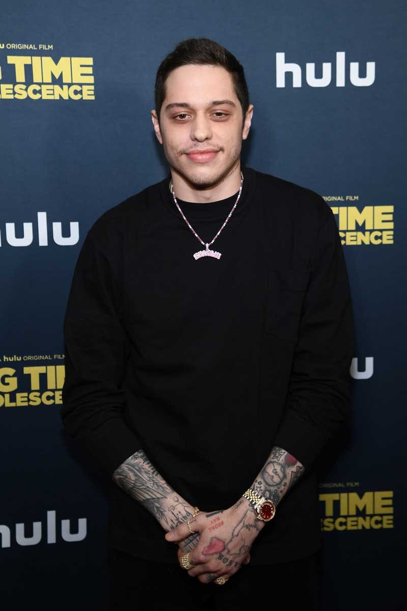 pete davidson why is attractive dating kim kardashian ariana grande funny outfit style looks