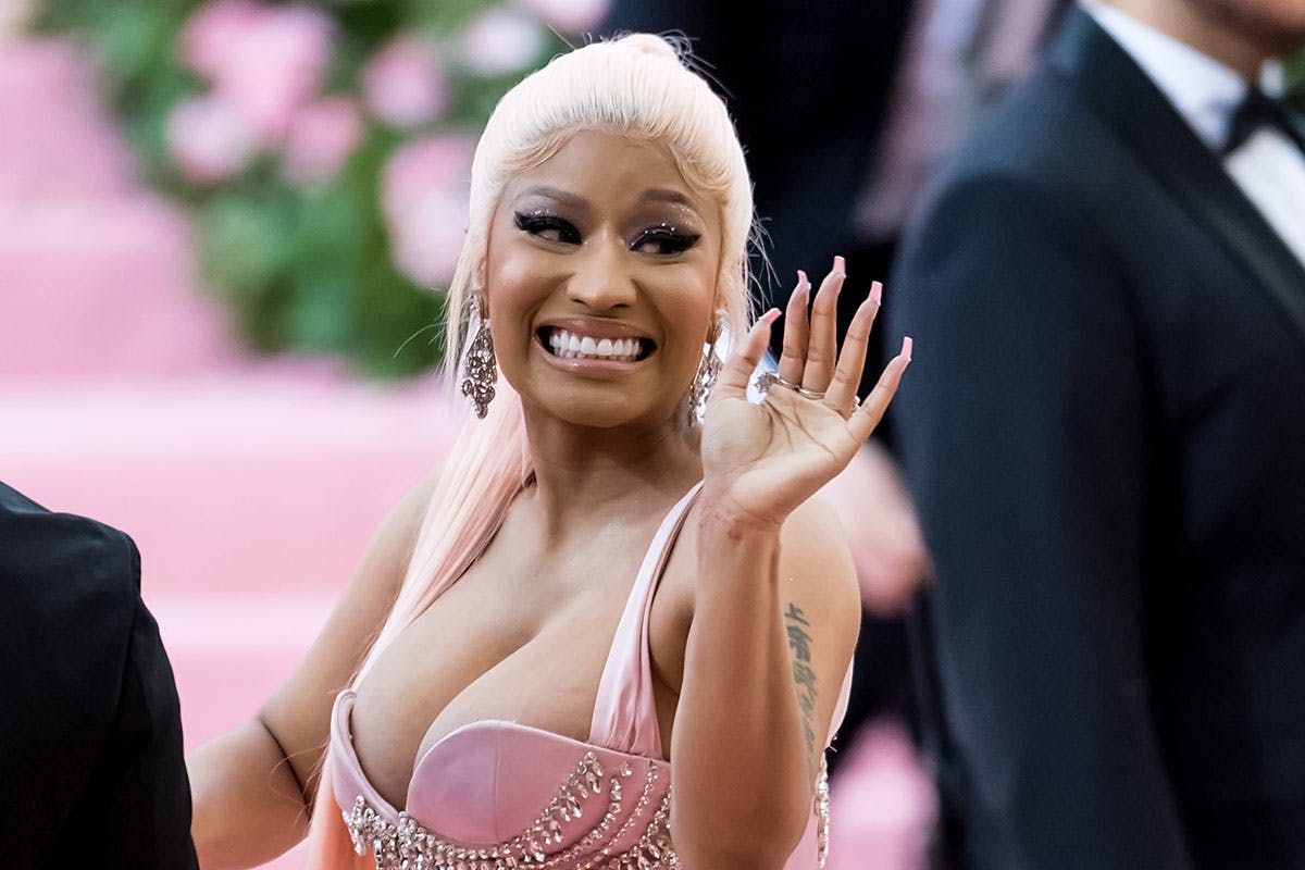 nicki minaj abrupt tweet