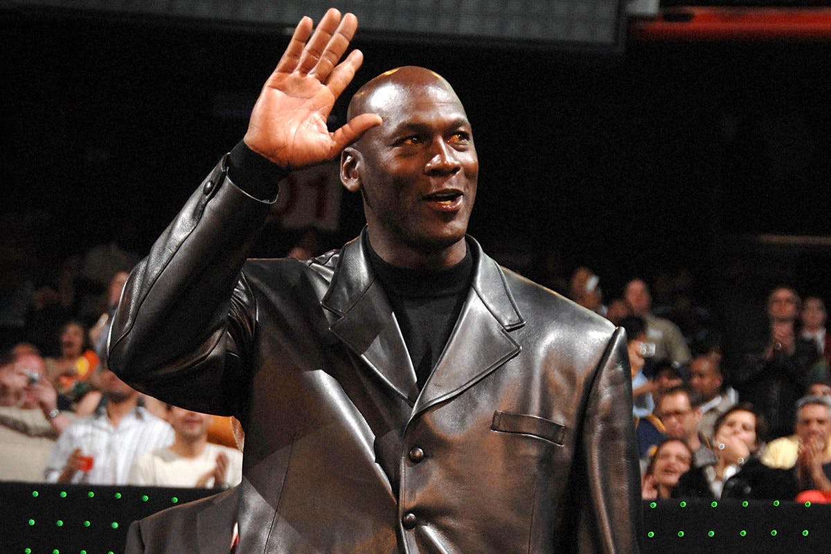 Michael Jordan: 10 Fashion Mistakes From the GOAT of IDGAF Style