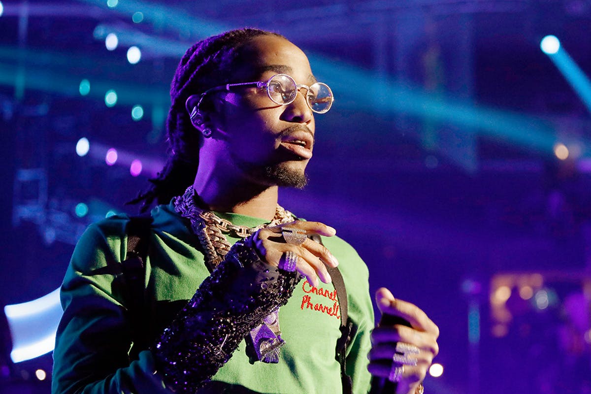 quavo selling popeyes chicken sandwiches migos