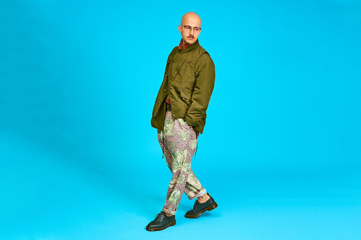 AiE SS20 blue background