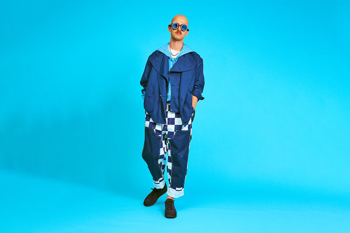 AiE SS20 denim geometric blue background