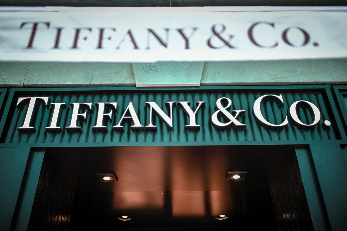 Tiffany & Co facade Tiffany Blue