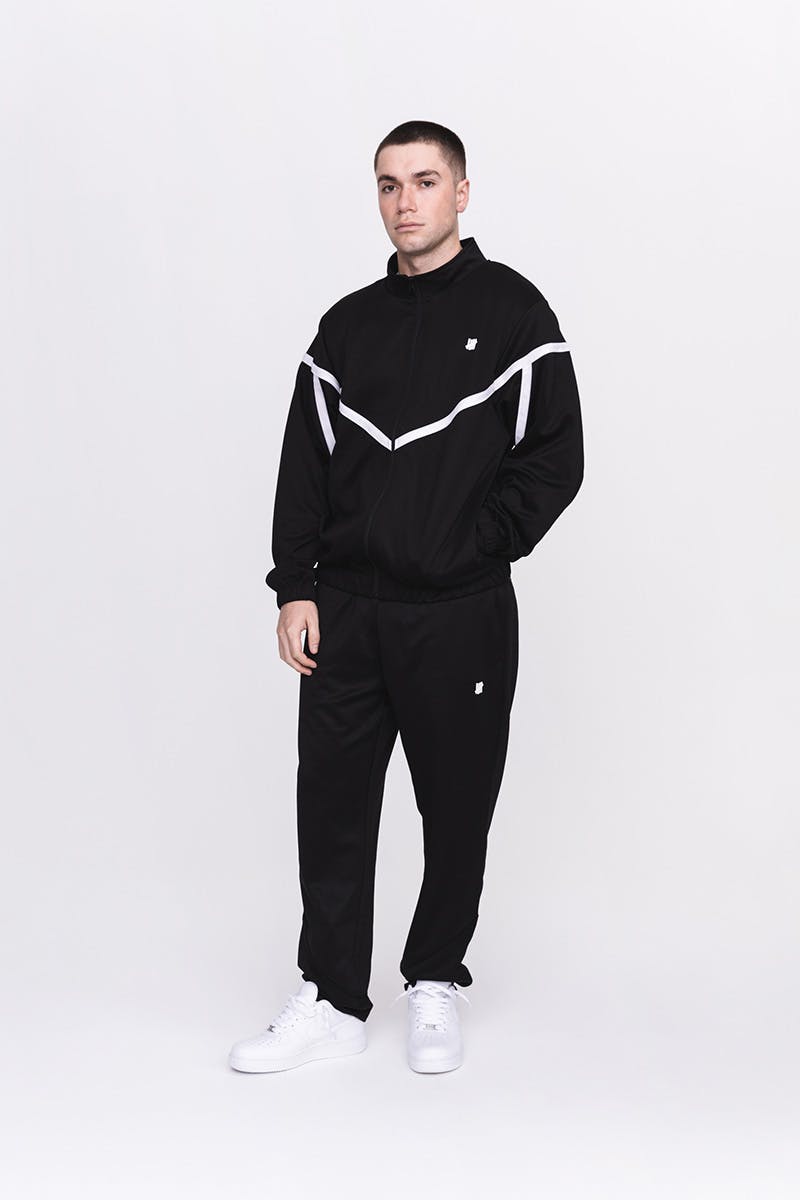 undefeated ss19