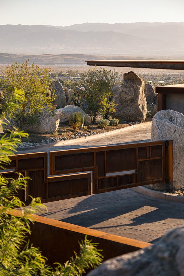 desert palisades guardhouse