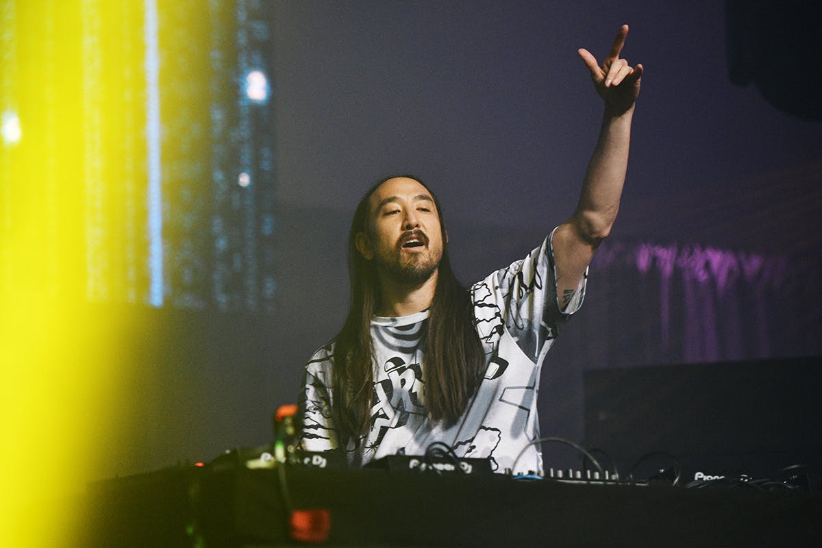 Steve Aoki performing