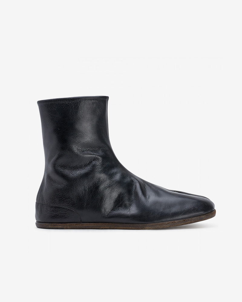 A New Batch of Maison Margiela Tabi Shoes Just Dropped at DSM