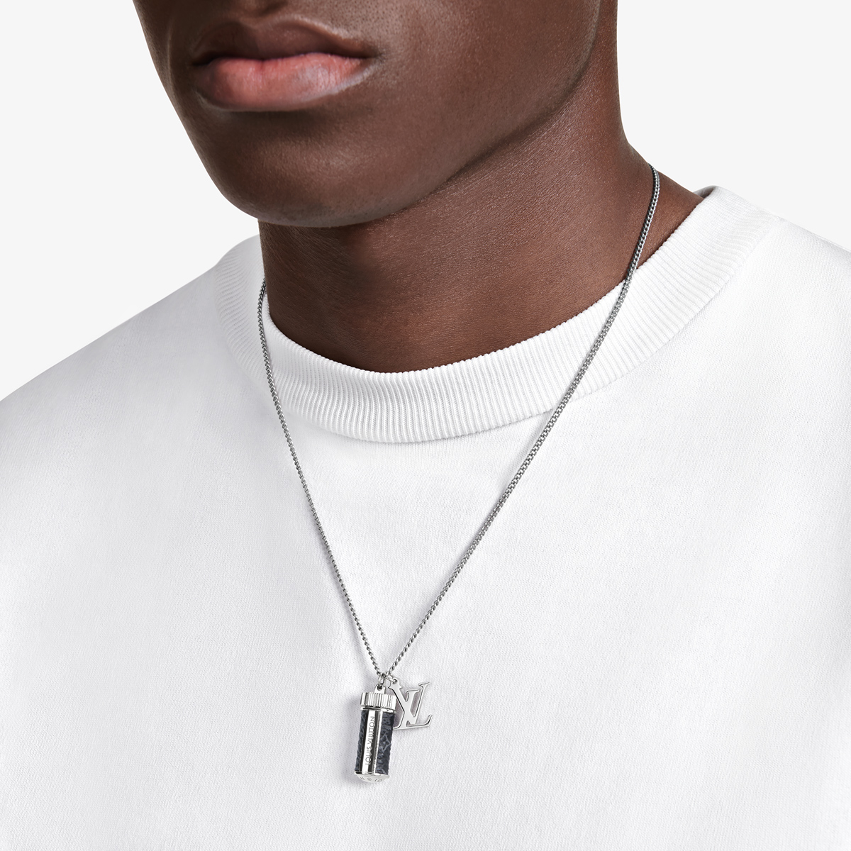 Necklace Louis Vuitton Men mens accessories