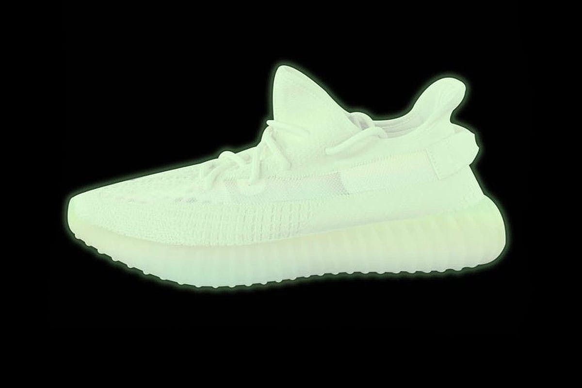 kanye west glow in the dark yeezy 350 Adidas yeezy boost 350