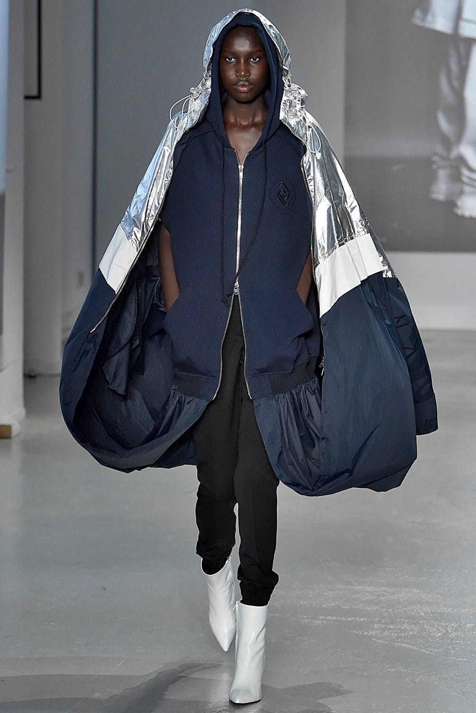 Juun J Paris Menswear Spring Summer 2019 Paris June 2018 PFW18 Spring/Summer 2019 juun j.
