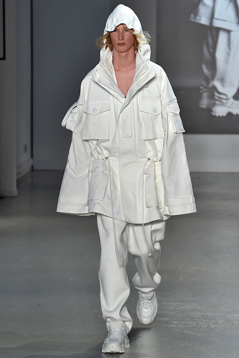 Juun J Paris Menswear Spring Summer 2019 Paris June 2018 PFW18 Spring/Summer 2019 juun j.