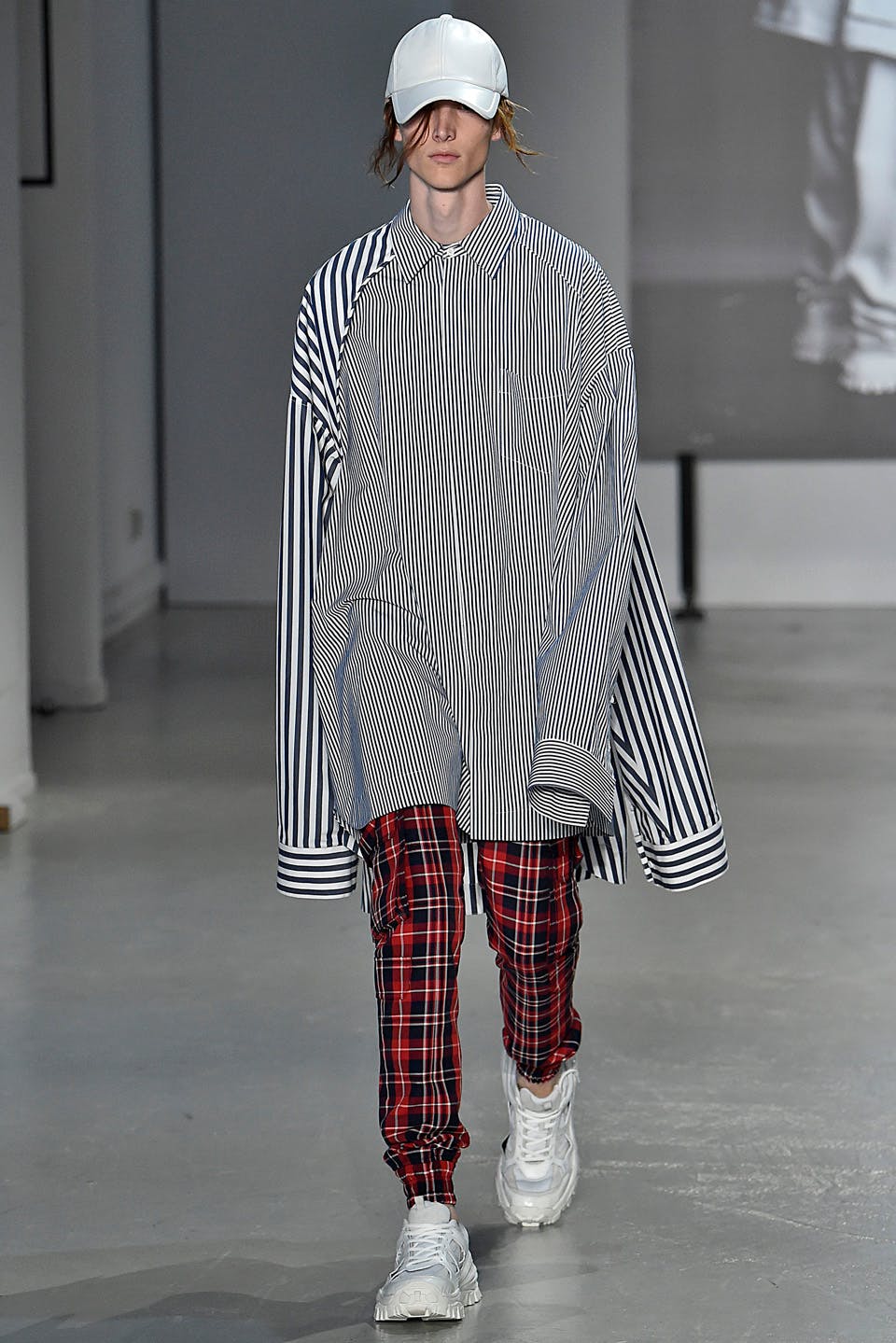 Juun J Paris Menswear Spring Summer 2019 Paris June 2018 PFW18 Spring/Summer 2019 juun j.