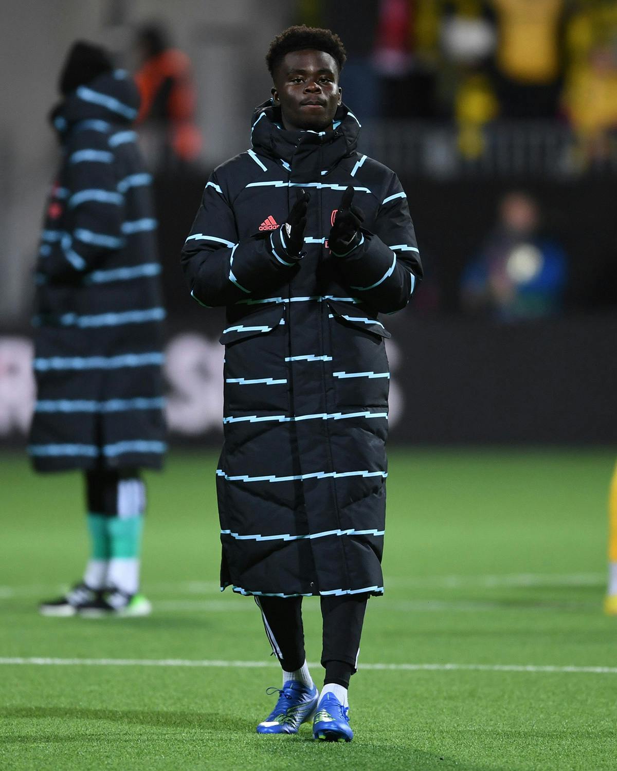 Bukayo Saka Does His Best Arsène Wenger Cosplay